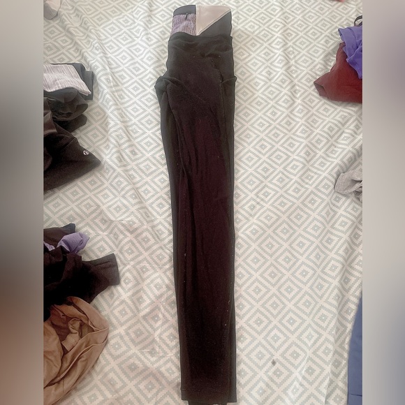 LULU🍋 leggings - Picture 1 of 2